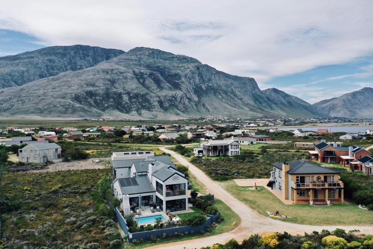 Stay At Friends Bettyʼs Bay المظهر الخارجي الصورة